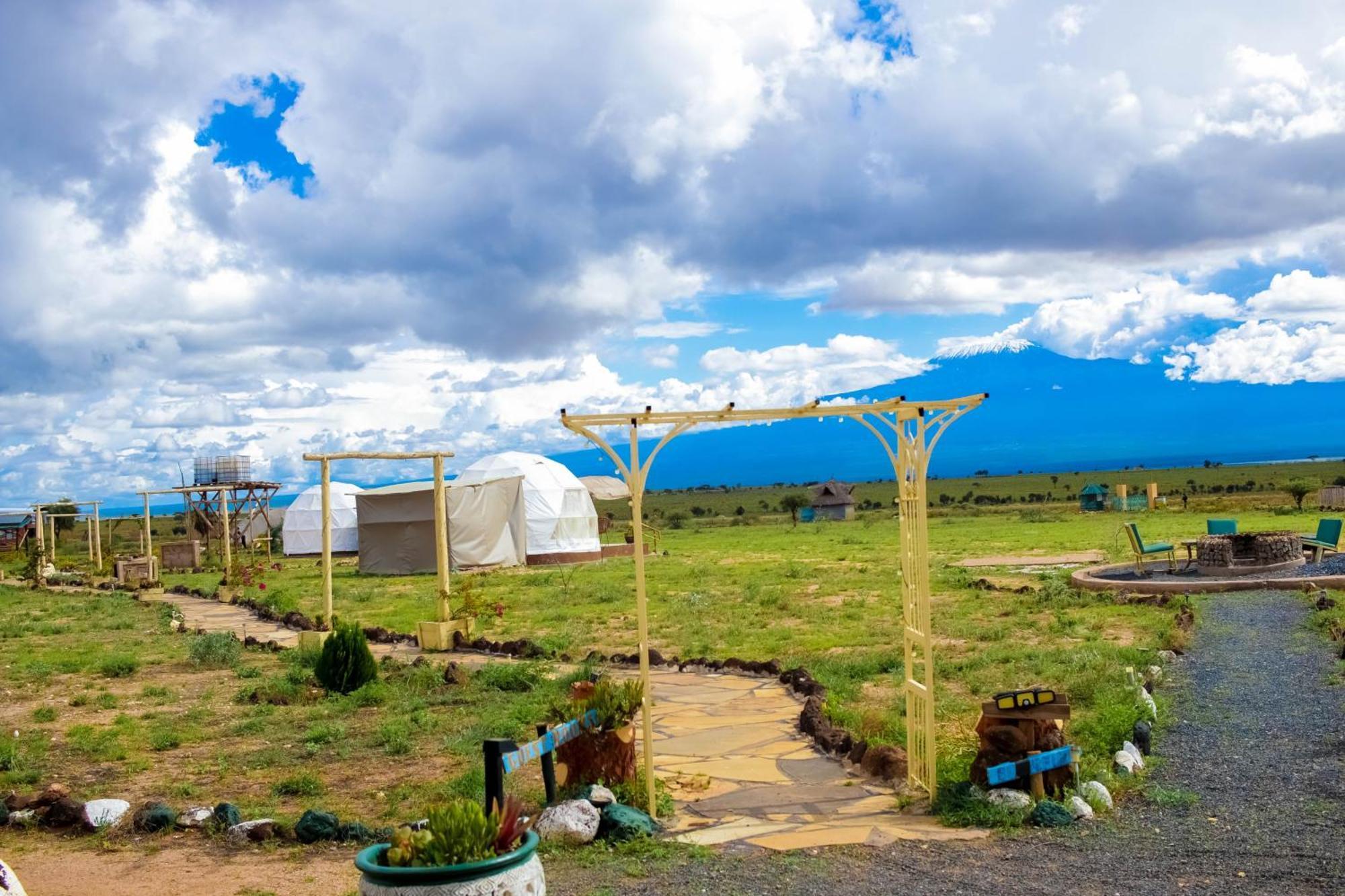 Amanya 2-Rooms Lioness Family Amboseli Bagian luar foto